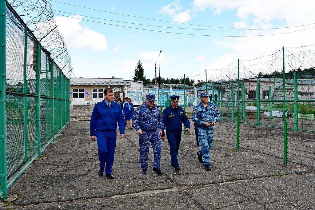 Прокурор области проверил соблюдение уголовно-исполнительного законодательства в ФКУ ИК-6 УФСИН России по Псковской области